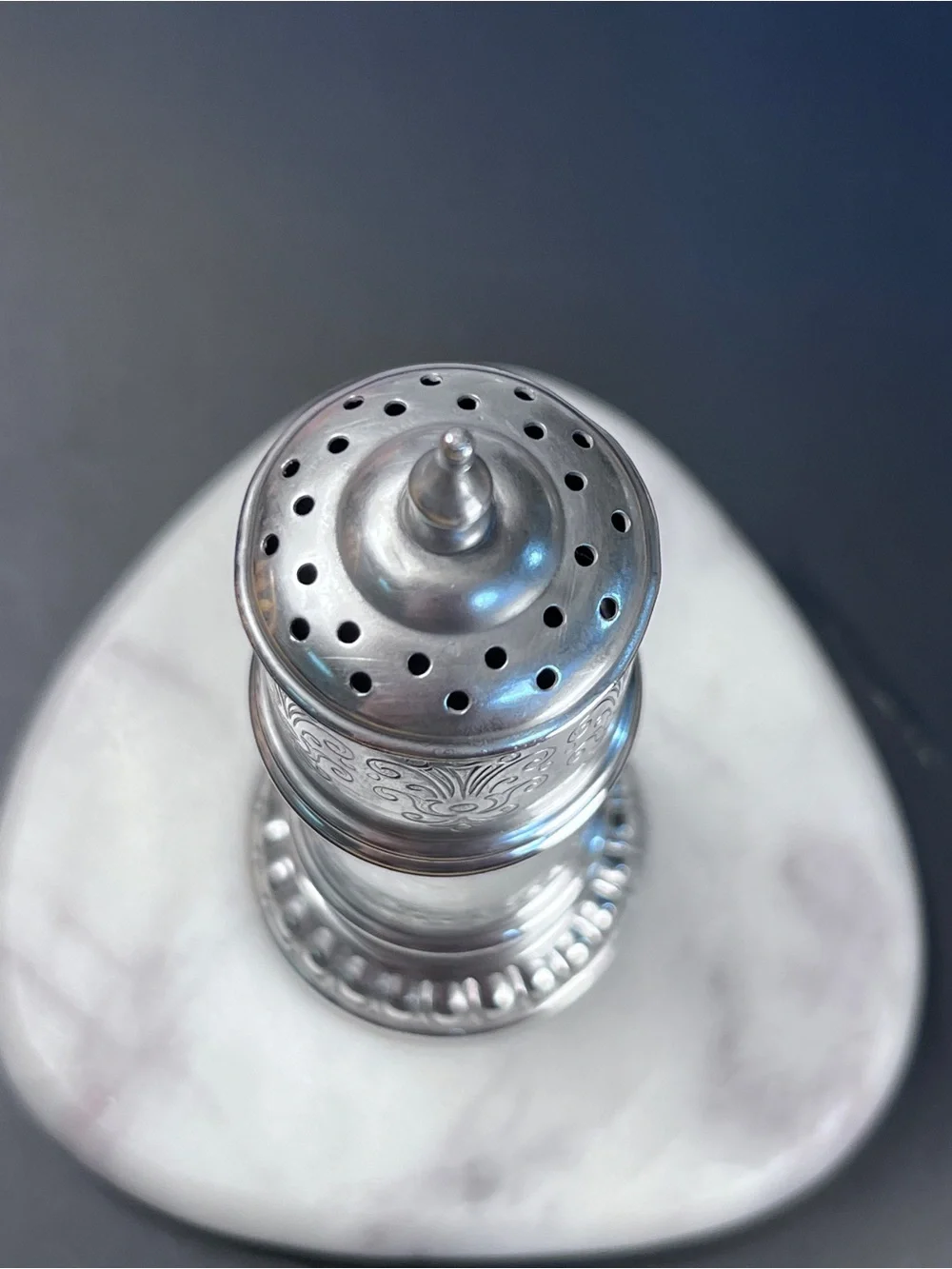 Antique Redlich & Co Sterling Silver Shaker Caster 1100 Rococo Scroll 1.82oz